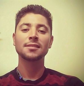 Meet your Posher, Aaron